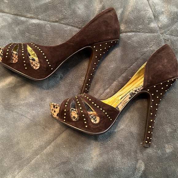 Naughty Monkey heels - Picture 3 of 5